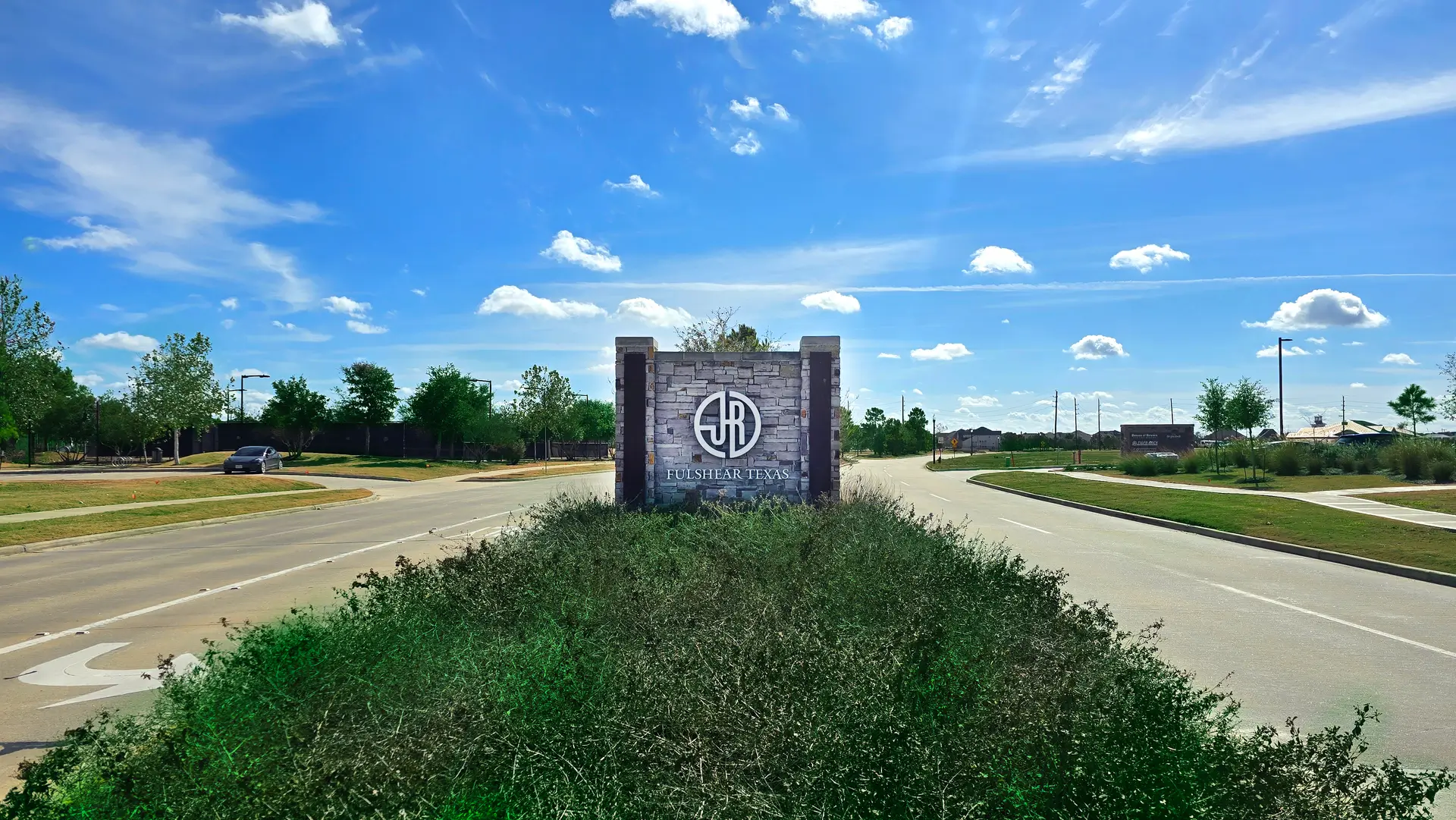 Jordan Ranch enterance across the comuinty center in Fulshear